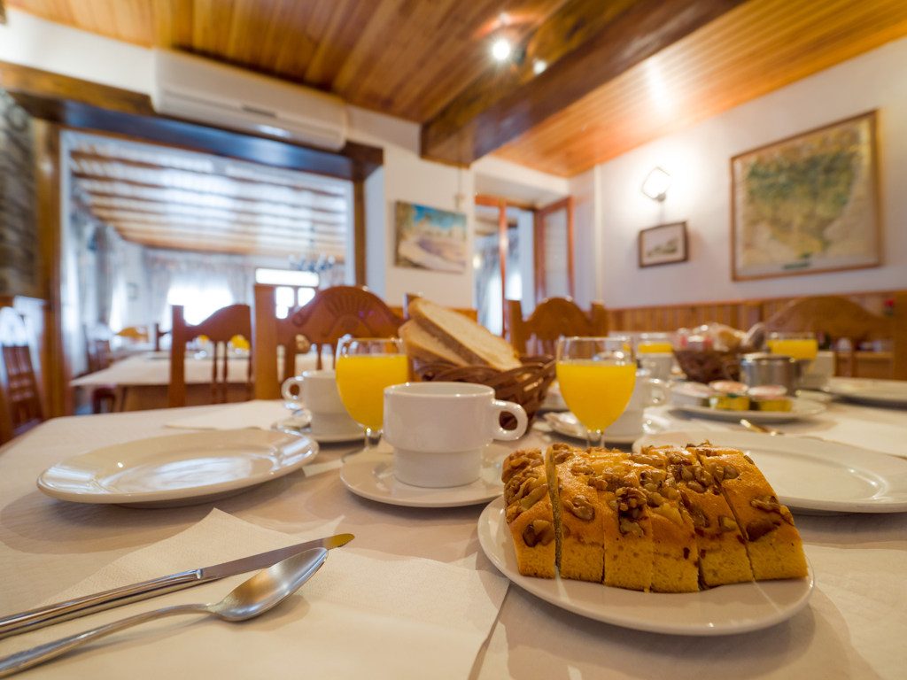 Bar Restaurante Pirineos · Aínsa